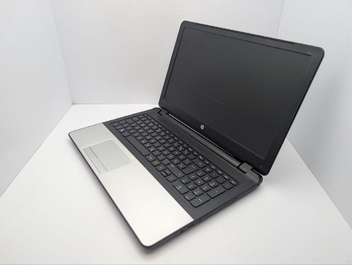 Ноутбук HP 350 G1 / 15.6" (1366x768) TN / Intel Pentium 3558U (2 ядра по 1.7 GHz) / 8 GB DDR3 / 500 GB HDD / Intel HD Graphics / WebCam / DVD-ROM б/в - изображение 7