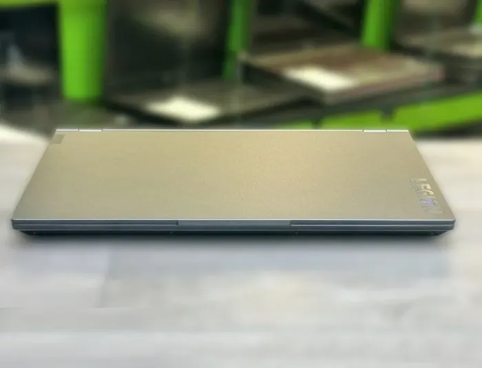 Ігровий ноутбук Lenovo Legion 7 16ACHg6 / 16" (2560x1600) IPS / AMD Ryzen 7 5800H (8 (16) ядер по 3.2 - 4.4 GHz) / 32 GB DDR4 / 1000 GB SSD M.2 / nVidia GeForce RTX 3070, 8 GB GDDR6, 256-bit / WebCam / Win 11 Home б/в - зображення 8