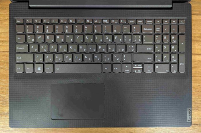 Ноутбук Б-клас Lenovo IdeaPad S145-15IWL / 15.6" (1366x768) TN / Intel Pentium Gold 5405U (2 (4) ядра по 2.3 GHz) / 8 GB DDR4 / 240 GB SSD / Intel UHD Graphics / WebCam / Windows 10 б/в - зображення 4