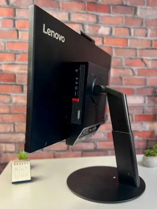 Моноблок Lenovo ThinkCentre Tiny-In-One 24 Gen 3 / 24" (1920x1080) IPS / AMD Ryzen 3 PRO 3200GE (4 ядра по 3.3 - 4.0 GHz) / 16 GB DDR4 / 256 GB SSD / AMD Radeon Vega 8 Graphics / WebCam б/в - зображення 7