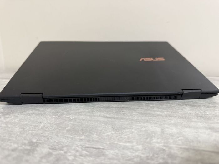 Ультрабук-трансформер Б-клас Asus ZenBook Flip S UX371E / 13.3" (3840x2160) OLED Touch / Intel Core i7-1165G7 (4 (8) ядра по 2.8 - 4.7 GHz) / 16 GB DDR4 / 500 GB SSD / Intel Iris Xe Graphics / WebCam б/в - изображение 4
