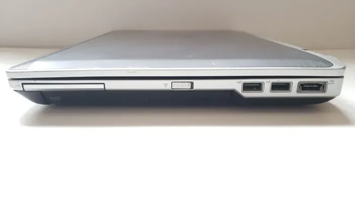 Ноутбук Dell Latitude E6420 / 14" (1600x900) TN / Intel Core i7-2620M (2 (4) ядра по 2.7 - 3.4 GHz) / 8 GB DDR3 / 256 GB SSD / Intel HD Graphics 3000 / WebCam б/в - зображення 4