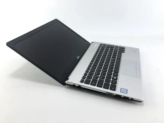 Ультрабук Fujitsu LifeBook S936 / 13.3" (1920x1080) IPS / Intel Core i5-6200U (2 (4) ядра по 2.3 - 2.8 GHz) / 8 GB DDR4 / 240 GB SSD / Intel HD Graphics 520 / WebCa б/в - зображення 3