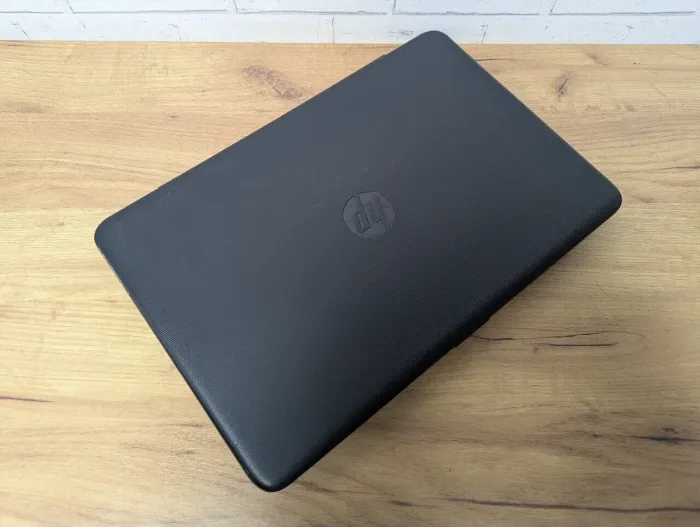 Ноутбук Б-клас HP NoteBook 17-x026nd / 17.3" (1600x900) TN / Intel Core i3-6006U (4 (8) ядра по 2.0 GHz) / 12 GB DDR4 / 128 GB SSD / Intel HD Graphics 520 / WebCam б/в - зображення 8