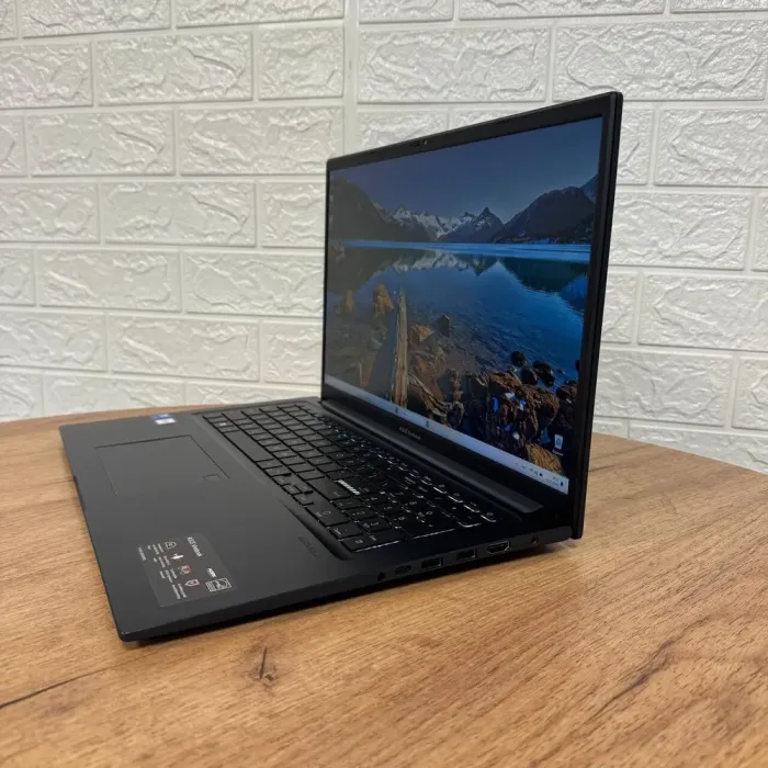 Ультрабук Asus Vivobook 17 F1704VAP / 17.3" (1920x1080) IPS / Intel Core 5 120U (10 (12) ядер по 1.4 - 5.0 GHz) / 8 GB DDR4 / 512 GB SSD NVMe / Intel Graphics / WebCam б/в - зображення 5