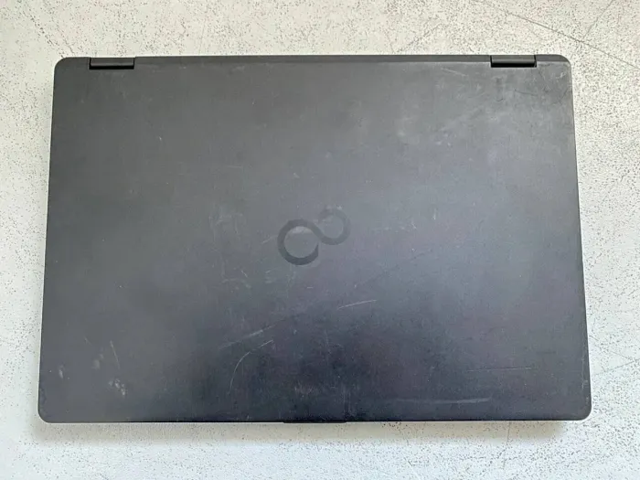 Нетбук Б-клас Fujitsu LifeBook U727 / 12.5" (1920x1080) IPS / Intel Core i5-6200U (2 (4) ядра по 2.3 - 2.8 GHz) / 8 GB DDR4 / 128 GB SSD / Intel HD Graphics 620 / WebCam б/в - зображення 5