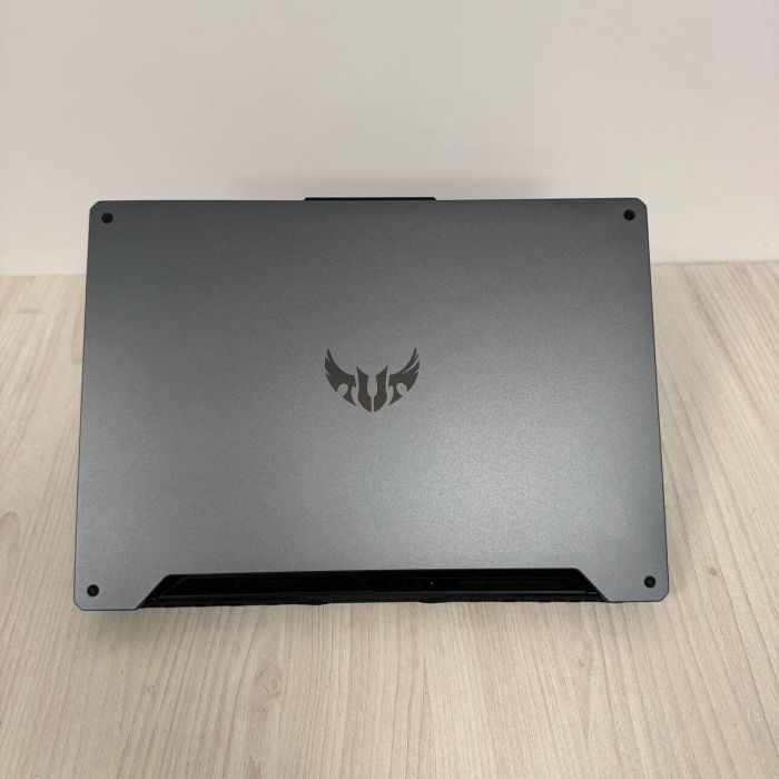 Ігровий ноутбук Asus TUF Gaming F15 FX506LI / 15.6" (1920x1080) IPS / Intel Core i5-10300H (4 (8) ядра по 2.5 - 4.5 GHz) / 16 GB DDR4 / 256 GB SSD NVMe / nVidia GeForce GTX 1650 Ti, 4 GB GDDR6, 128-bit / WebCam б/в - зображення 3