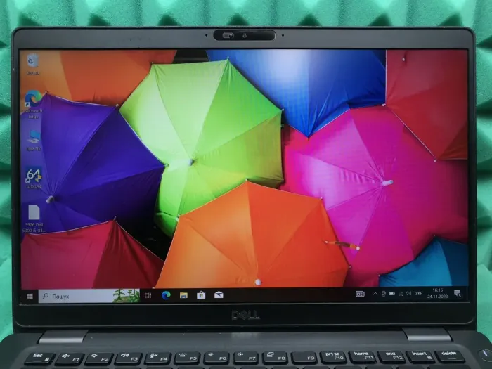 Ультрабук Б-клас Dell Latitude 5300 / 13.3" (1920x1080) IPS / Intel Core i5-8365U (4 (8) ядра по 1.6 - 4.1 GHz) / 8 GB DDR4 / 256 GB SSD M.2 / Intel UHD Graphics 620 / WebCam / USB 3.1 / HDMI / Windows 10 б/в - зображення 3