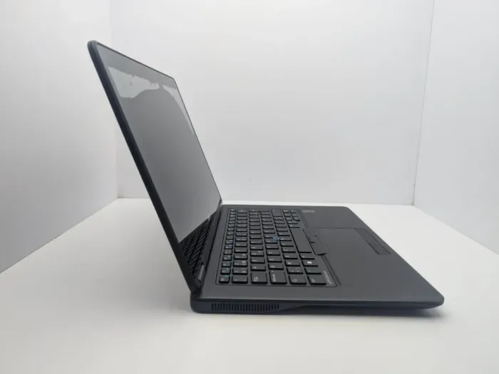 Ноутбук Б-клас Dell Latitude E7450 / 14" (1920x1080) IPS / Intel Core i7-5600U (2 (4) ядра по 2.6 - 3.2 GHz) / 4 GB DDR3 / 240 GB SSD / Intel HD Graphics 5500 / WebCam / HDMI б/в - зображення 3