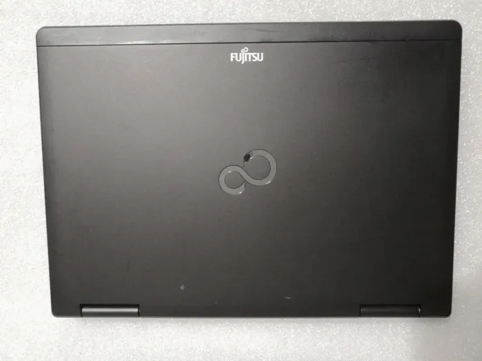 Ноутбук Fujitsu LifeBook S782 / 14" (1600x900) TN / Intel Core i5-3340M (2 (4) ядра по 2.7 - 3.4 GHz) / 4 GB DDR3 / 500 GB HDD / Intel HD Graphics 4000 / WebCam / DVD-ROM / DisplayPort б/в - зображення 6