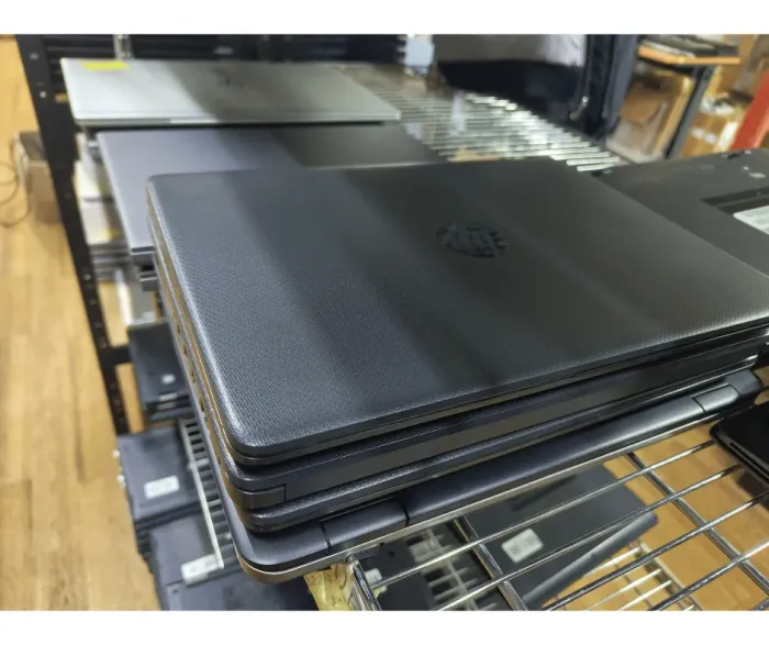 Ноутбук HP 245 G8 / 14" (1920x1080) IPS / AMD Ryzen 3 3250U (2 (4) ядра по 2.6 - 3.5 GHz) / 16 GB DDR4 / 240 GB SSD / AMD Radeon RX Vega 3 / WebCam б/в - зображення 5