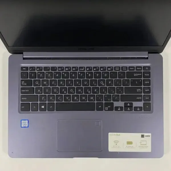 Ноутбук Asus F510U / 15.6" (1920x1080) IPS / Intel Core i5-8250U (4 (8) ядра по 1.6 - 3.4 GHz) / 16 GB DDR4 / 240 GB SSD / Intel UHD Graphics 620 / WebCam / Fingerprint б/в - зображення 3