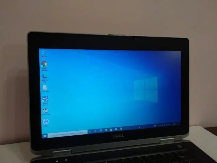 Ноутбук Dell Latitude E6430 / 14" (1366x768) TN / Intel Core i5-3210M (2 (4) ядра по 2.5 - 3.1 GHz) / 4 GB DDR3 / 120 GB SSD / Intel HD Graphics 4000 / HDMI б/в - зображення 8