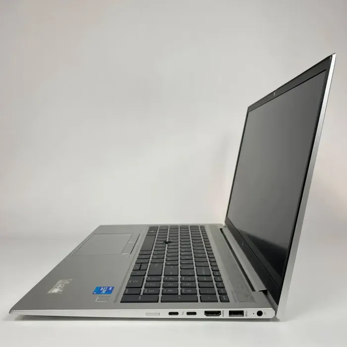 Ультрабук HP EliteBook 850 G8 / 15.6" (1920x1080) IPS / Intel Core i5-1145G7 (4 (8) ядра по 2.6 - 4.4 GHz) / 16 GB DDR4 / 256 GB SSD / Intel Iris Xe Graphics / WebCam / Fingerprint б/в - зображення 5