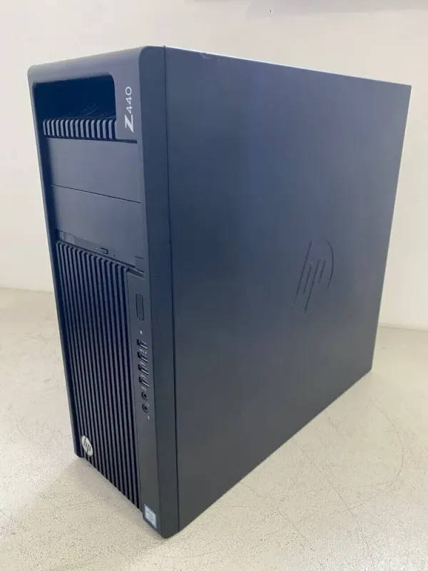 Робоча станція HP Z440 Workstation Tower / Intel Xeon E5-2683 v3 (14 (28) ядер по 2.0 - 3.0 GHz) / 64 GB DDR4 / 256 GB SSD / nVidia Quadro P5000, 16 GB GDDR5X, 256-bit / DVD-ROM б/в - зображення 4