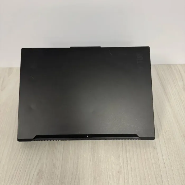 Ігровий ноутбук Б-класу Asus TUF Gaming Advantage A16 FA617NS / 16" (1920x1200) IPS / AMD Ryzen 7 7735HS (8 (16) ядер по 3.2 - 4.75 GHz) / 16 GB DDR5 / 512 GB SSD NVMe / AMD Radeon RX 7600S, 8 GB GDDR6, 128-bit / WebCam б/в - зображення 3