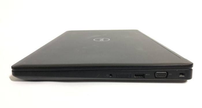 Робоча станція Dell Precision 3530 / 15.6" IPS / Core i7-8850H (6(12) ядер по 2.6-4.3 GHz) / 16GB DDR4 / 256GB SSD / Quadro P600, 4GB GDDR5, 128-bit / WebCam / HDMI б/в - зображення 10