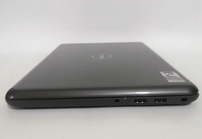 Ультрабук Dell Latitude 3380 / 13.3" (1366x768) TN Touch / Intel Core i5-7200U (2 (4) ядра по 2.5 - 3.1 GHz) / 8 GB DDR4 / 128 GB SSD / Intel HD Graphics 620 / WebCam б/в - зображення 5