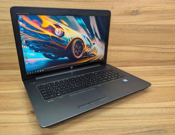 Мобільна робоча станція HP zBook 17 G3 / 17,3" (1920x1080) IPS / Intel Core i7-6820HQ (4 (8) ядра по 2,7 - 3,6 ГГц) / 32 ГБ DDR4 / 512 ГБ SSD / nVidia Quadro M5000M, 8 ГБ GDDR5, 256-біт / WebCam / Fingerprint / Windows 10 б/в - зображення 4