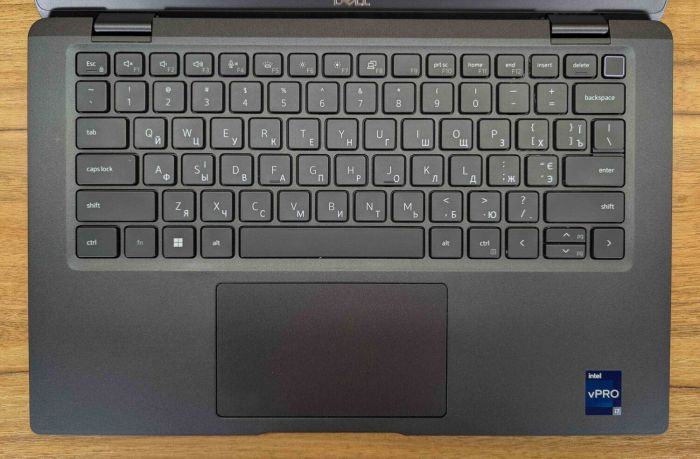 Ультрабук Dell Latitude 7430 / 14" (1920x1080) IPS / Intel Core i7-1265U (10 (12) ядер по 3.6 - 4.8 GHz) / 16 GB DDR4 / 512 GB SSD / Intel Iris Xe Graphics / TouchID / WebCam / Windows 11 б/в - зображення 3