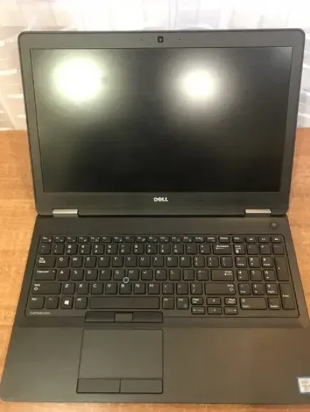 Ігровий ноутбук Dell Precision 3510 / 15.6" (1920x1080) IPS Touch / Intel Core i7-6700HQ (4 (8) ядра по 2.6 - 3.5 GHz) / 16 GB DDR4 / 256 GB SSD / AMD FirePro W5130M, 2 GB GDDR5, 128-bit / WebCam б/в - зображення 5