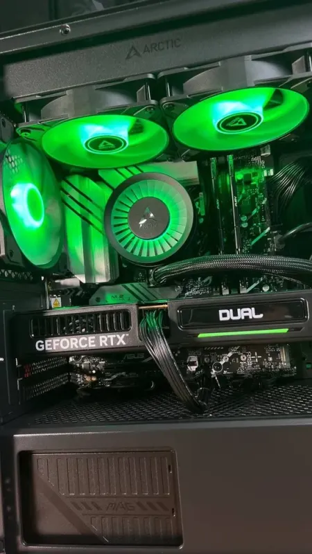 Збірка під замовлення: комп'ютер MSI MAG Forge M100R Black Tower / Intel Core i5-12400F (6 (12) ядер по 2.5 - 4.4 GHz) / 32 GB DDR5 / 1000 GB SSD M.2 / nVidia GeForce RTX 5060, 8 GB GDDR7, 128-bit / 650W - зображення 5