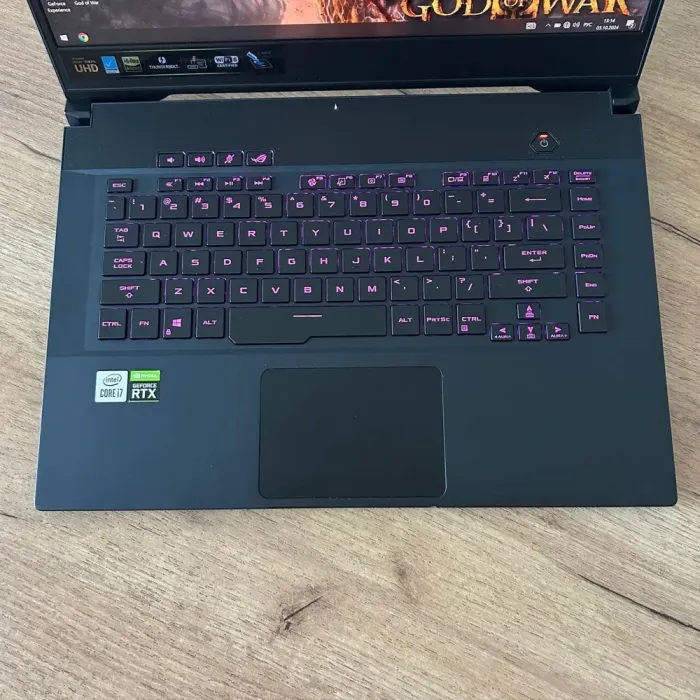Ігровий ноутбук Asus ROG Zephyrus GU502LV / 15.6" (3840x2160) IPS / Intel Core i7-10750H (6 (12) ядер по 2.6 - 5.0 GHz) / 16 GB DDR4 / 1000 GB SSD / nVidia GeForce RTX 2060, 6 GB GDDR6, 192-bit б/в - зображення 7