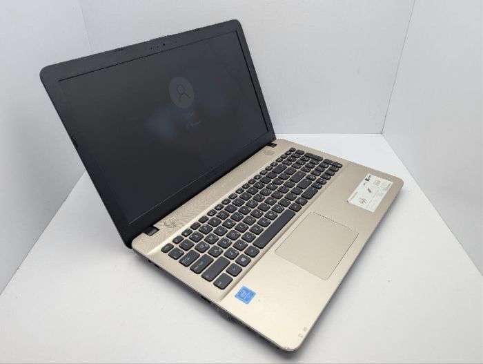 Ноутбук Asus X541S / 15.6" (1366x768) TN / Intel Pentium N4200 (4 ядра по 1.1 - 2.5 GHz) / 4 GB DDR3 / 120 GB SSD / Intel HD Graphics 505 / WebCam б/в - зображення 6