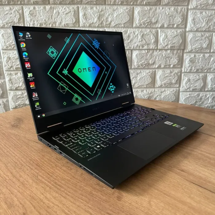 Ігровий ноутбук HP Omen 15-ek1013dx / 15.6" (1920x1080) IPS / Intel Core i7-10750H (6 (12) ядер по 2.6 - 5.0 GHz) / 16 GB DDR4 / 512 GB SSD / nVidia GeForce RTX 3070, 8 GB GDDR6, 256-bit / WebCam б/в - зображення 4