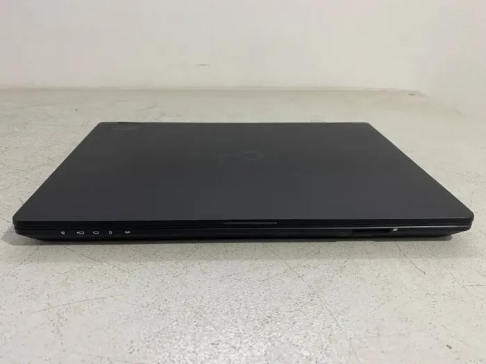 Нетбук Fujitsu LifeBook U728 / 12.5" (1920x1080) IPS / Intel Core i5-7200U (2 (4) ядра 2.5 - 3.1 GHz) / 8 GB DDR4 / 256 GB SSD / Intel UHD Graphics 620 / WebCam б/в - зображення 5