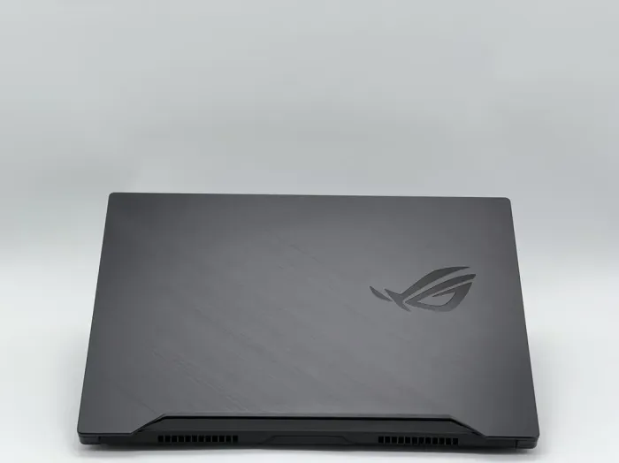Ігровий ноутбук Asus ROG Zephyrus M15 GU502GV / 15.6" (1920x1080) IPS / Intel Core i7-9750H (6 (12) ядер по 2.6 - 4.5 GHz) / 32 GB DDR4 / 480 GB SSD / nVidia GeForce RTX 2060, 6 GB GDDR6, 192-bit / WebCam б/в - зображення 5