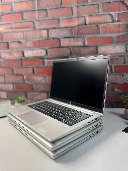 Ультрабук HP EliteBook 835 G7 / 13.3" (1920x1080) IPS / AMD Ryzen 5 PRO 4650U (6 (12) ядер по 2.1 - 4.0 GHz) / 16 GB DDR4 / 256 GB SSD M.2 / AMD Radeon RX Vega 6 Graphics / WebCam б/в - зображення 5