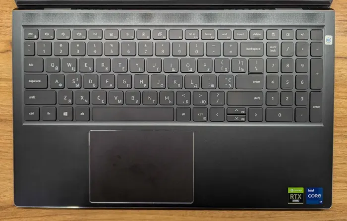 Ігровий ноутбук Б-клас Dell Vostro 15 7510 / 15.6" (1920x1080) IPS / Intel Core i7-11800H (8 (16) ядер по 2.3 - 4.6 GHz) / 16 GB DDR4 / 256 GB SSD + 256 GB HDD / nVidia GeForce RTX 3050, 4 GB GDDR6, 128-bit / WebCam / Fingerprint / Windows 11 б/в - зображення 3