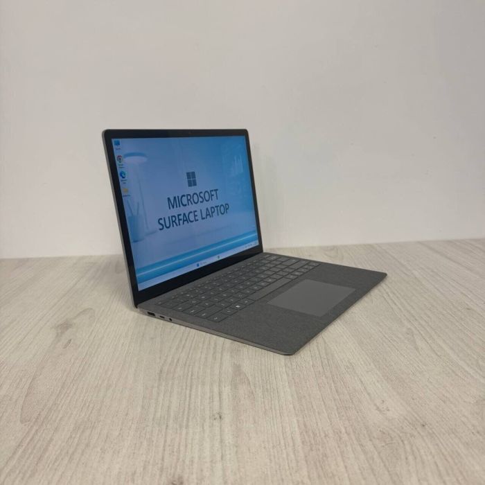 Ультрабук Microsoft Surface Laptop 4 / 13.5" (2256x1504) IPS Touch / AMD Ryzen 5 4680U (6 (12) ядер по 2.2 - 4.0 GHz) / 16 GB DDR4 / 256 GB SSD / AMD Radeon RX Vega 7 Graphics / WebCam б/в - изображение 3