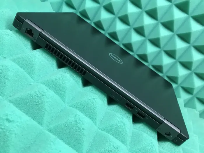 Ноутбук Б-клас Dell Latitude 5480 / 14" IPS / Core i5-6300U (2(4) ядра по 2.4-3GHz) / 8GB DDR4 / 256GB SSD M.2 / HD Graphics 520 / WebCam / USB 3.1 / HDMI / Win 10 б/в - зображення 9