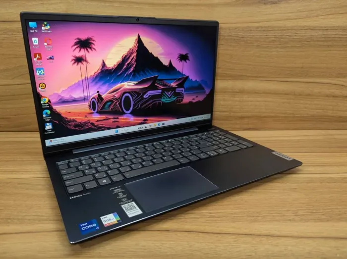 Ноутбук Lenovo IdeaPad 5 15IAL 7 / 15.6" (1920x1080) IPS / Intel Core i7-1255U (10 (12) ядер по 3.5 - 4.7 GHz) / 16 GB DDR4 / 1000 GB SSD / Intel Iris Xe Graphics eligible / WebCam / Windows 11 б/в - зображення 4