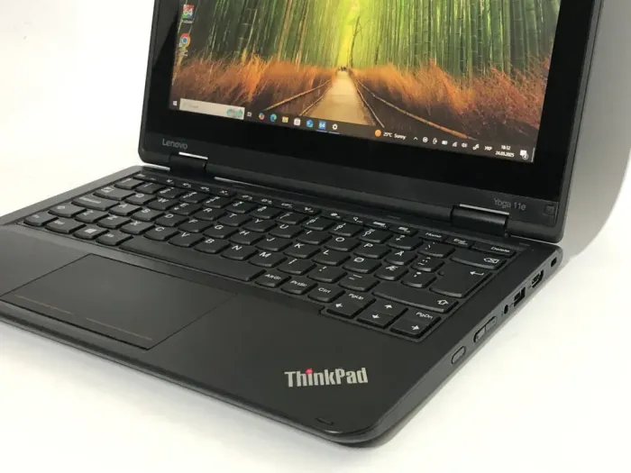 Нетбук-трансформер Lenovo ThinkPad Yoga 11e G3 / 11.6" (1366x768) IPS Touch / Intel Celeron N3160 (4 ядра по 1.6 - 2.24 GHz) / 4 GB DDR3 / 128 GB SSD / Intel HD Graphics / WebCam / Win 10 Pro б/в - зображення 9