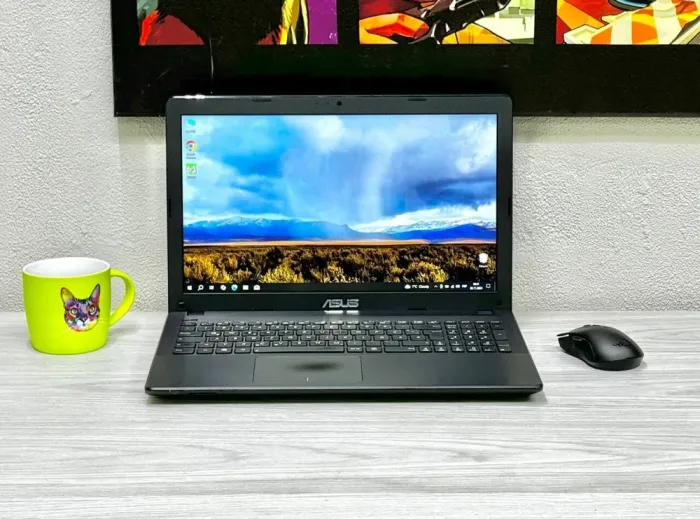 Ноутбук Б-клас Asus F551C / 15.6" (1366x768) TN / Intel Celeron 1007U (2 ядра по 1.5 GHz) / 4 GB DDR3 / 128 GB SSD / Intel HD Graphics / WebCam / Win 10 Home б/в - зображення 2