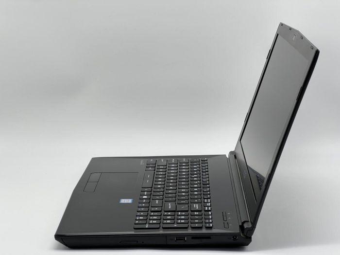 Ігровий ноутбук MSI Apache Pro GE62 6QC / 15.6" (1920x1080) TN / Intel Core i5-6300HQ (4 ядра по 2.3 - 3.2 GHz) / 16 GB DDR4 / 512 GB SSD / nVidia GeForce GTX 960M, 2 GB GDDR5, 128-bit / WebCam б/в - зображення 4