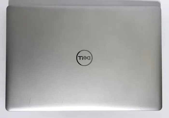Ноутбук Б-клас Dell Inspiron 15 5570 / 15.6" (1920x1080) TN / Intel Core i3-6006U (2 (4) ядра по 2.0 GHz) / 8 GB DDR4 / 256 GB SSD / AMD Radeon R7 M460, 2 GB GDDR5, 64-bit / WebCam / Win 10 Home б/в - зображення 7