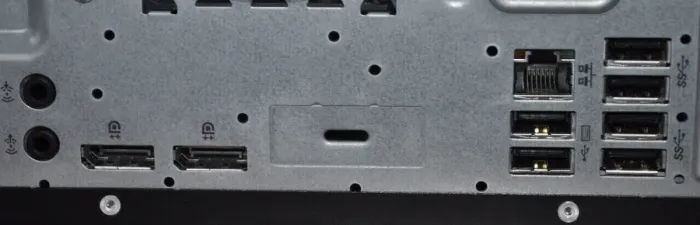 Комп'ютер HP EliteDesk 800 G3 Tower / Intel Core i7-6700 (4 (8) ядра по 3,4 - 4,0 ГГц) / 16 ГБ DDR4 / 256 ГБ SSD / Intel HD Graphics 530 / DVD-ROM / Windows 11 Pro б/в - зображення 5