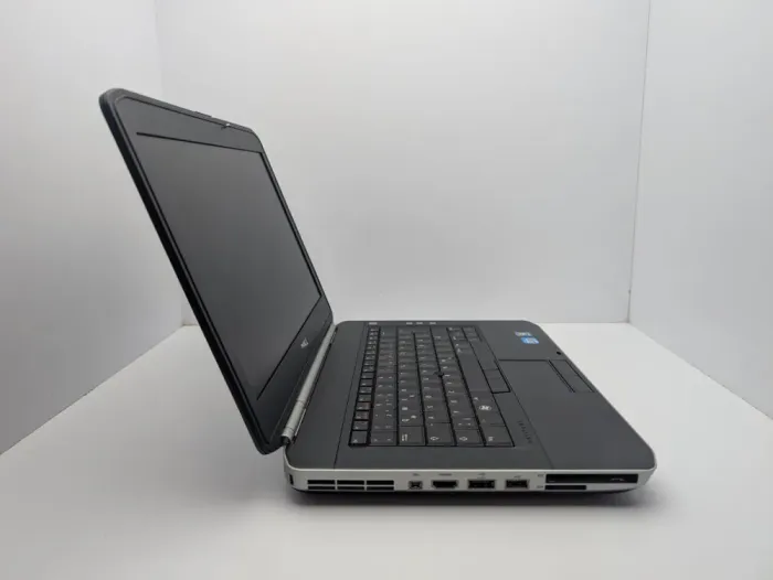 Ноутбук Dell Latitude E5420 / 15.6" (1366x768) TN / Intel Core i5-2520M (2 (4) ядра по 2.5 - 3.2 GHz) / 6 GB DDR3 / 250 GB HDD / Intel HD Graphics 3000 / WebCam б/в - зображення 5