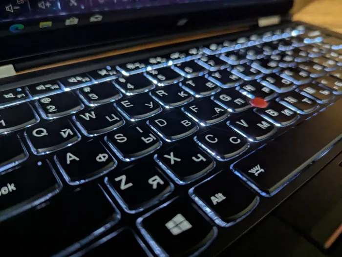 Ноутбук-трансформер Lenovo ThinkPad X1 Yoga 1 st / 14" (1920x1080) IPS Touch / Intel Core i5-6300U (2 (4) ядра по 2.4 - 3.0 GHz) / 8 GB DDR3 / 256 GB SSD / Intel HD Graphics 520 / WebCam / TouchID / Windows 10 б/в - зображення 6