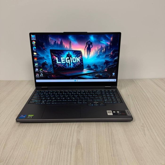 Ігровий ноутбук Б-клас Lenovo Legion 5 15IH7H / 15.6" (1920x1080) IPS / Intel Core i7-12700H (14 (20) ядер по 2.3 - 4.7 GHz) / 16 GB DDR5 / 1000 GB SSD NVMe / nVidia GeForce RTX 3060, 6 GB GDDR6, 192-bit / WebCam б/в - зображення 2
