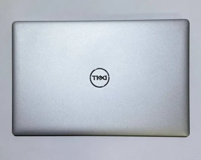 Ноутбук Б-клас Dell Precision 3560 / 15.6" (1920x1080) IPS / Intel Core i7-1185G7 (4 (8) ядра по 1.2 - 4.8 GHz) / 16 GB DDR4 / 512 GB SSD / Intel Iris Xe Graphics / WebCam б/в - зображення 4