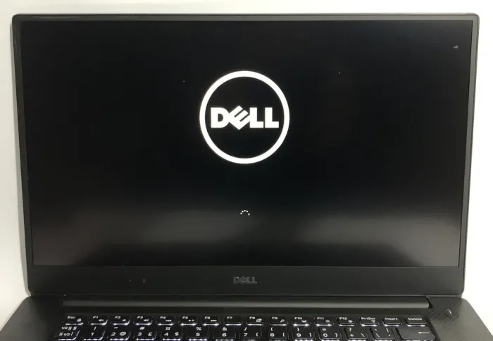 Мобільна робоча станція Б-клас Dell Precision 5510 / 15.6" (1920x1080) IPS / Intel Core i7-6820HQ (4 (8) ядра по 2.7 - 3.6 GHz) / 16 GB DDR4 / 256 GB SSD / nVidia Quadro M1000M, 2 GB GDDR5, 128-bit / WebCam б/в - зображення 19