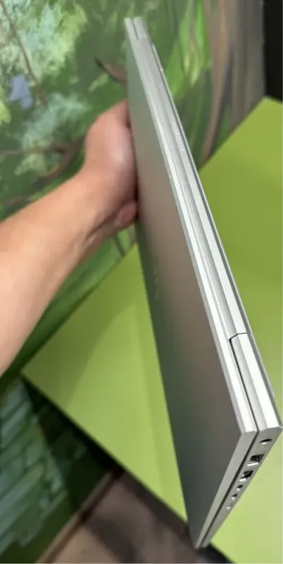 Ультрабук HP EliteBook 850 G8 / 15.6" (1920x1080) IPS / Intel Core i7-1185G7 (4 (8) ядер 3.0 - 4.8 ГГц) / 16 ГБ DDR4 / 512 ГБ SSD / Intel Iris Xe Graphics / WebCam / Дактилоскопічний б/в - зображення 5