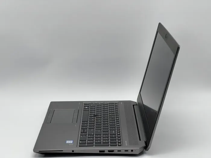 Мобільна робоча станція HP ZBook 15 G5 / 15.6" (1920x1080) IPS / Intel Xeon E-2176M (6 (12) ядер по 2.7 - 4.4 GHz) / 16 GB DDR4 / 512 GB SSD / nVidia Quadro P1000, 4 GB GDDR5, 128-bit / WebCam б/в - зображення 4