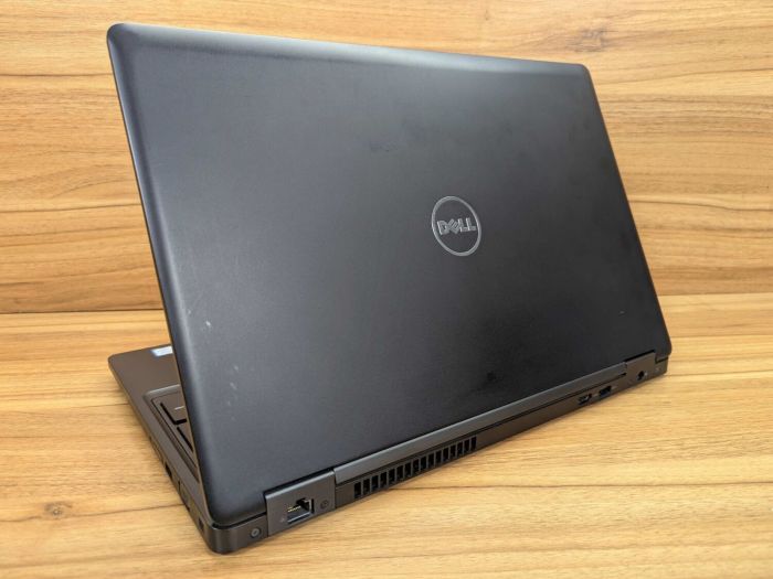 Ноутбук Dell Latitude 5580 / 15.6" (1920x1080) IPS / Intel Core i7-7820HQ (4 (8) ядра по 2.9 - 3.9 GHz) / 16 GB DDR4 / 512 GB SSD / nVidia GeForce 940MX, 2 GB GDDR5, 64-bit / WebCam / HDMI / Windows 10 б/в - зображення 6