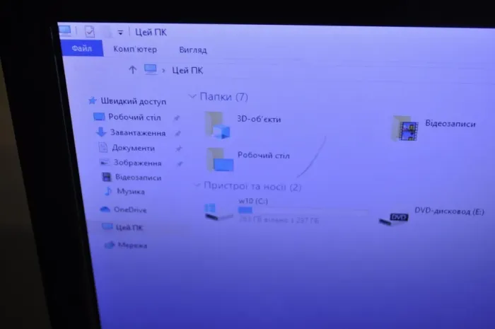 Монітор Б-клас BenQ GL2450 Black/24" (1920x1080) TN/VGA, DVI/VESA 100x100 + Кабелі (VGA або DVI на вибір) та живлення б/в - зображення 4